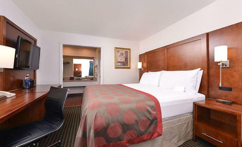 Ramada By Wyndham Mountain View Hotel Buitenkant foto